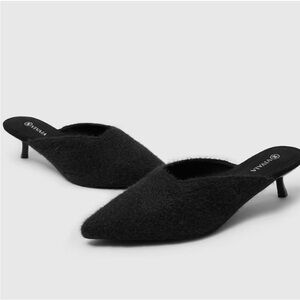 VIVAIA Pointed Toe Black Fuzzy Heeled Mules